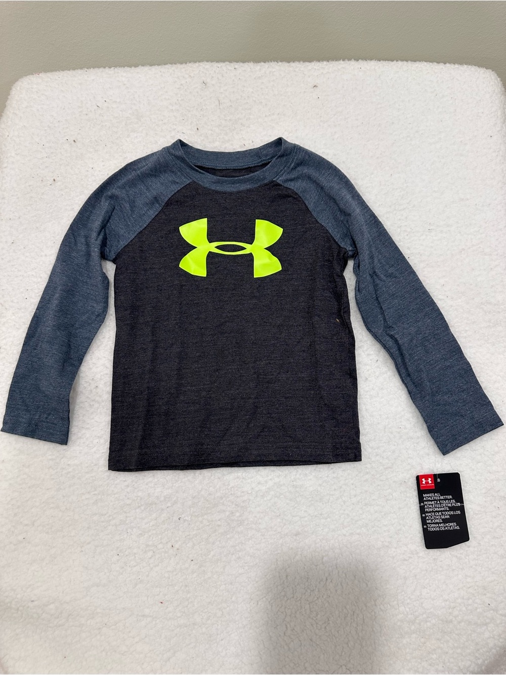 Boy’s Under Armour Long Sleeve Logo Tee